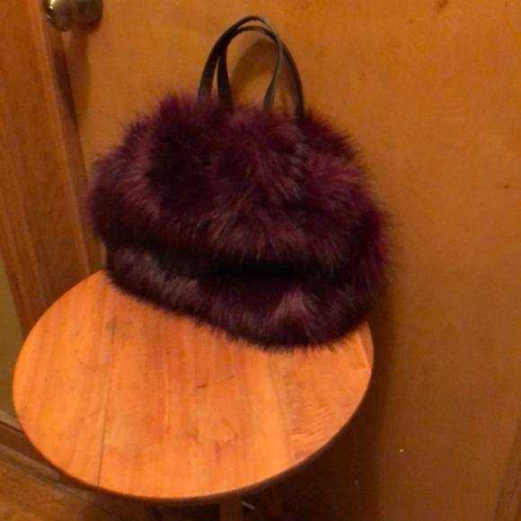 Handbags - Burgundy faux fur bag